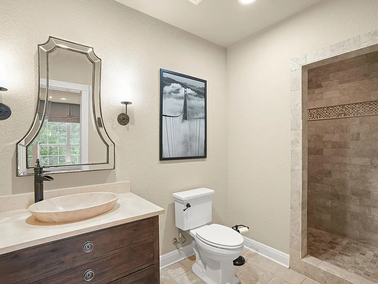 121 Burgess Ln — Photo 25