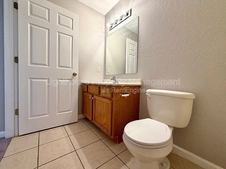 860 Marquette Ave #16 — Photo 12