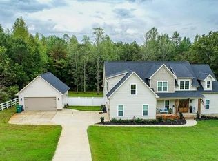 3437 Country Ln, Reidsville, NC 27320