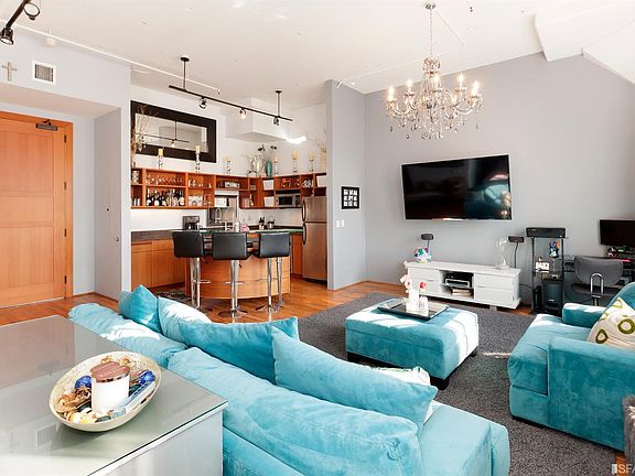 5th image of 151 Alice B Toklas Pl Unit 405