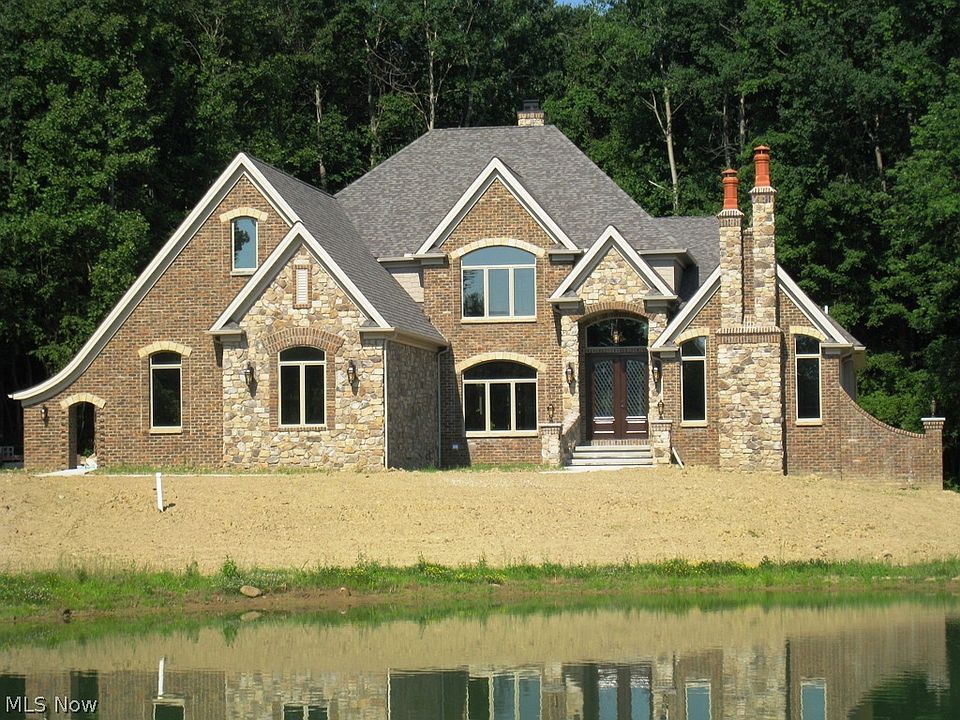 1st image of 5673 Appian Way