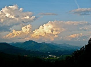 75 Lavender Spring Ln, Waynesville, NC 28786