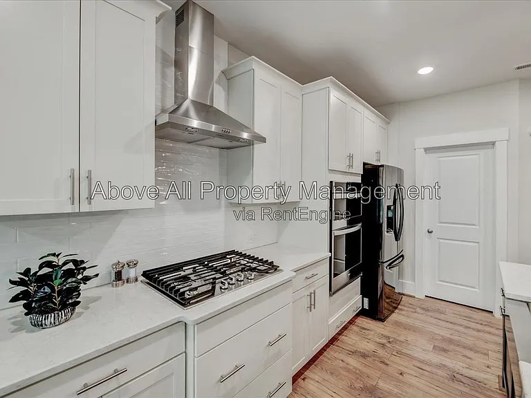 4408 Walker Hallow St — Photo 15