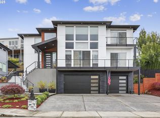 1345 N R St, Washougal, WA 98671