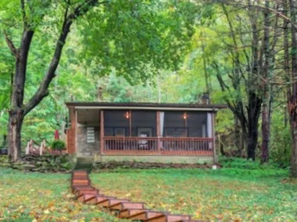 3578 Rockwood Dr SW, Carrollton, OH 44615