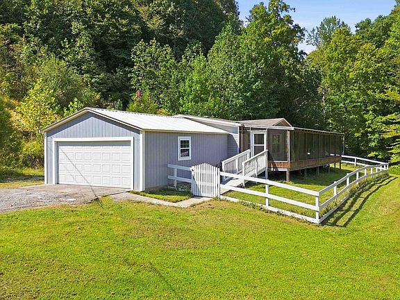 2nd image of 2781 Bull Run Rd
