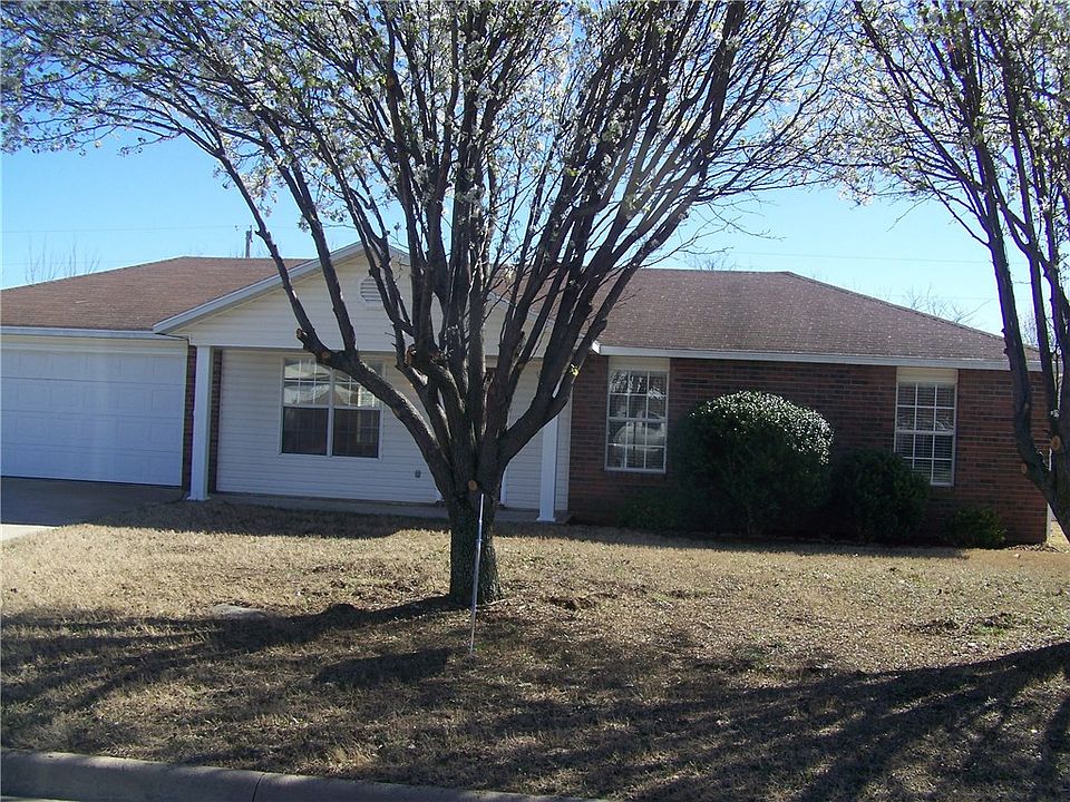 1st image of 284 Christy Ln
