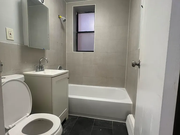 117 Wade St #1I — Photo 4