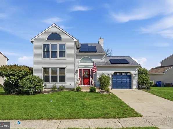 68 Jennifer Ln, Burlington, NJ 08016