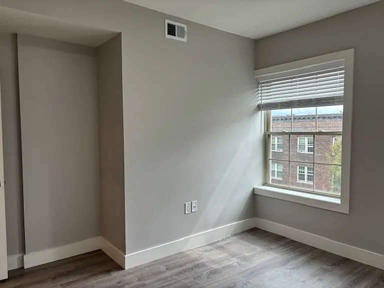 1825 Vernon St NW — Photo 19