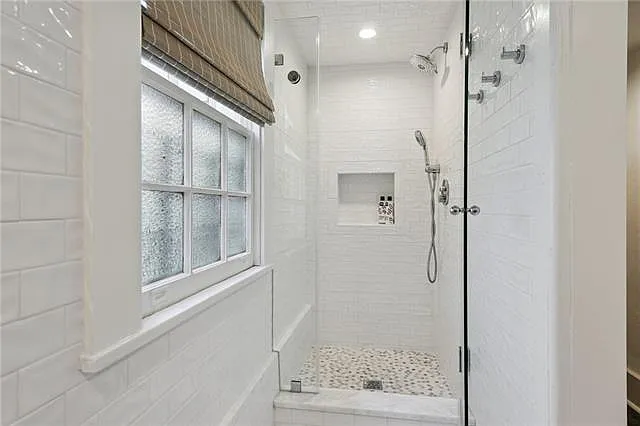 1453 Webster St — Photo 23