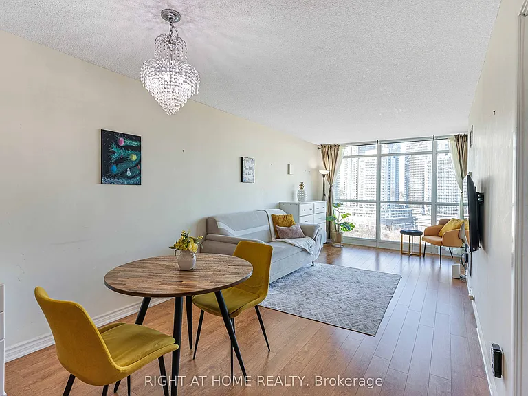 231 Fort York Blvd #1807 — Photo 12
