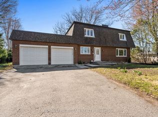 1081 Boucher Cres, Ottawa, ON K4M1B3