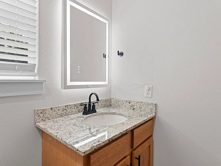 510 N 8th St #523 — Photo 21