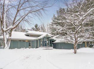 16000 Baird Dr, Spring Lake, MI 49456