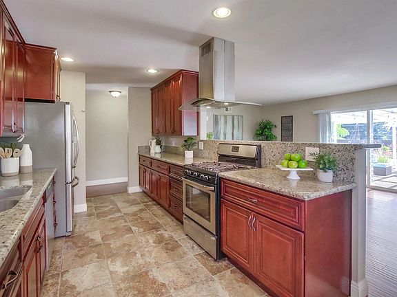 5th image of 8417 June Lake Dr