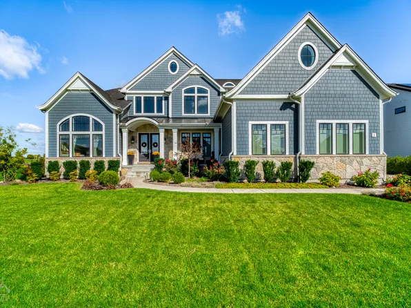 1 Jefferson Ct, Bolingbrook, IL 60490