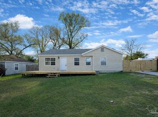 132 Elm St, Pensacola, FL 32506