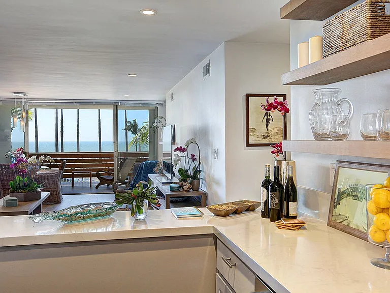1025 Ocean Avenue — Photo 109