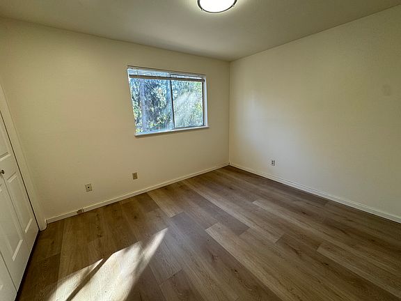 5th image of 8425 166th Ave NE APT 4