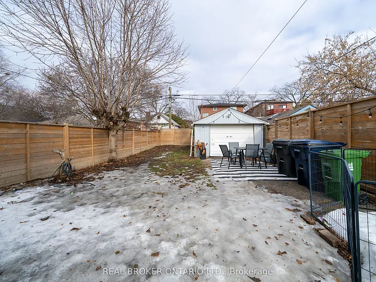 12 Villa Rd #BASEMENT — Photo 22