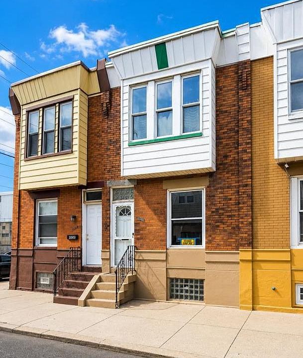 1st image of 2086 E Victoria St