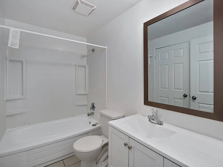 414 Stone Rd W — Photo 7