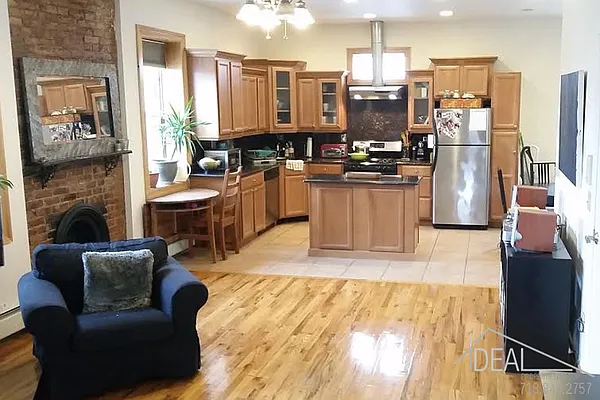 Rented by Ideal Properties Group | media 7