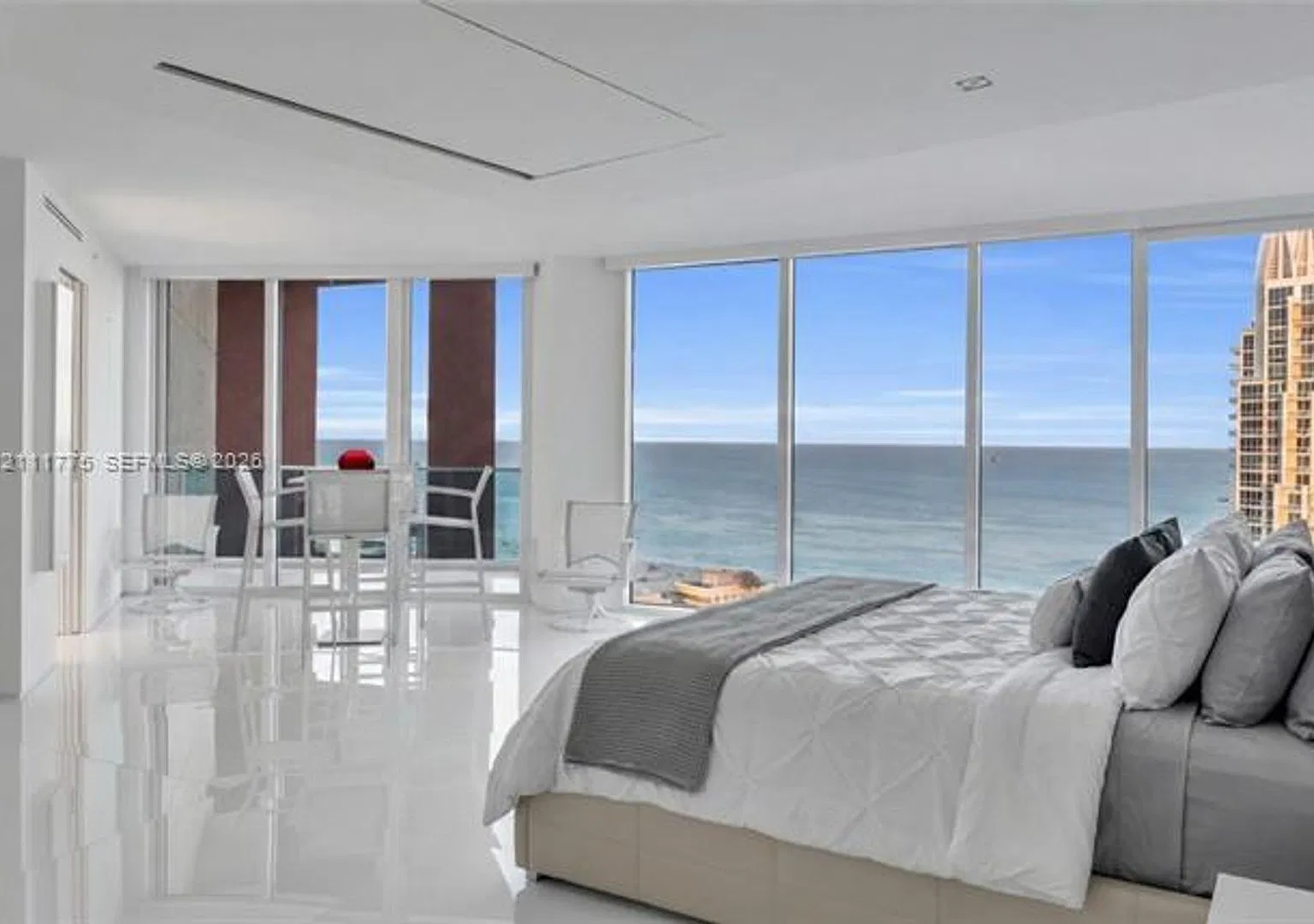 300 S Pointe Dr cu-3105, Miami Beach, FL 33139 — Photo 3