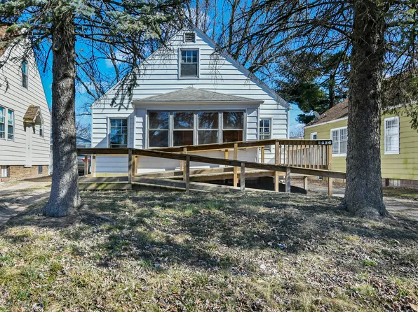 2636 S 7th St, Springfield, IL 62703