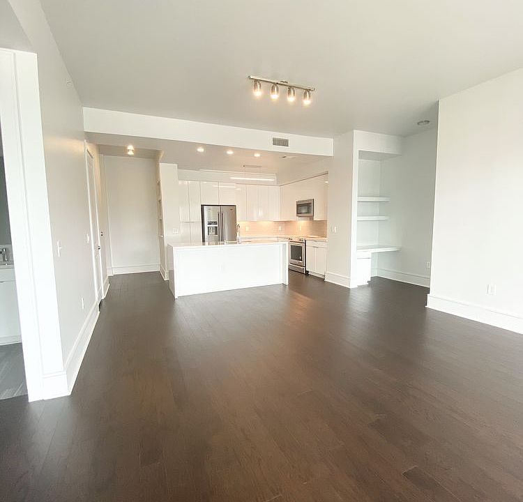 1st image of 2501 N Houston St #905