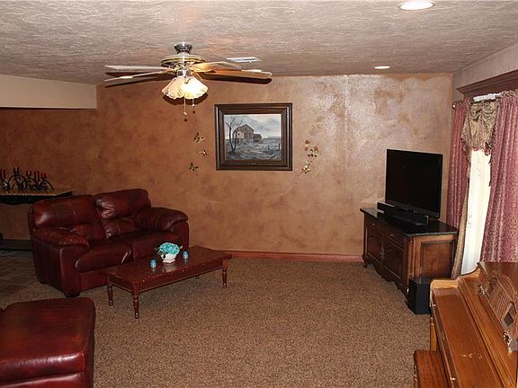 3rd image of 2028 W 7th Pl