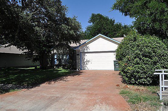 1st image of 5104 Acorn Creek Trl