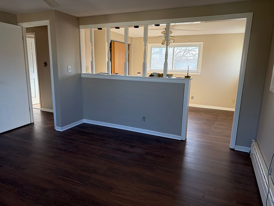 1st image of 6811 W Allerton Ave