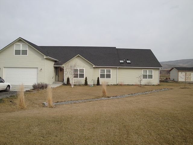 2nd image of 101 Inland Pl