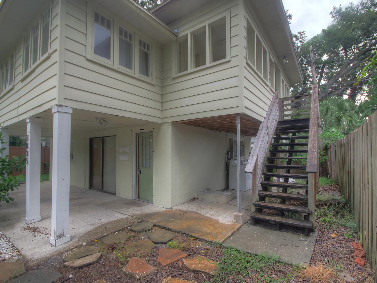 3035 Melton St N — Photo 2