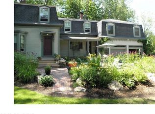 2 Falmouth Ridges Dr, Falmouth, ME 04105