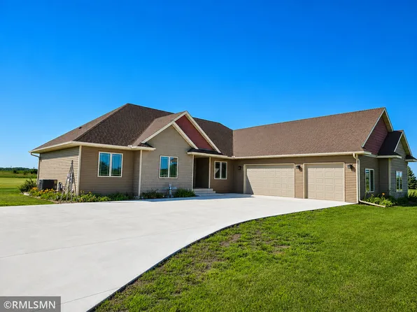 30061 Ashby Ct, Northfield, MN 55057