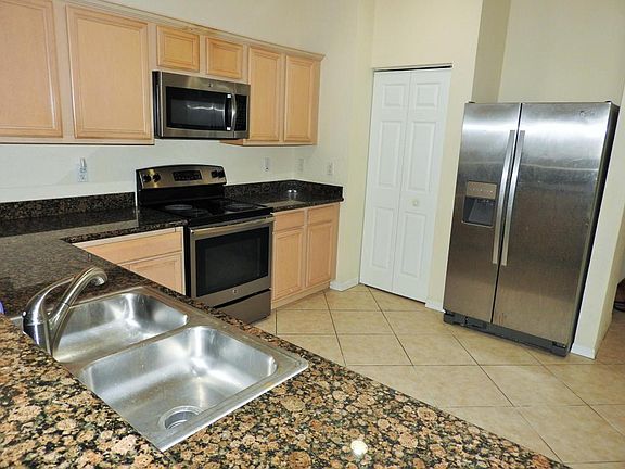 5th image of 2751 SW Seawatch Ct