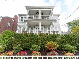 7 Nichols St APT 3, Chelsea, MA 02150