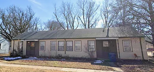 4011 E Whitney Ln Photo 1