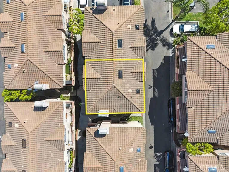 14075 Lemoli Ave — Photo 40