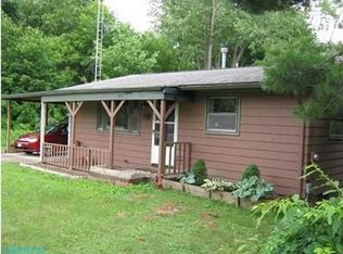 12006 Circle Dr, Fredericktown, OH 43019