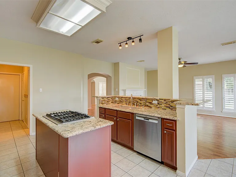 1803 Senca Springs Ct — Photo 18