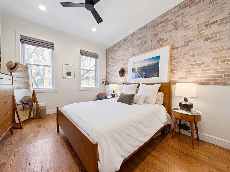 926 Park Ave — Photo 22