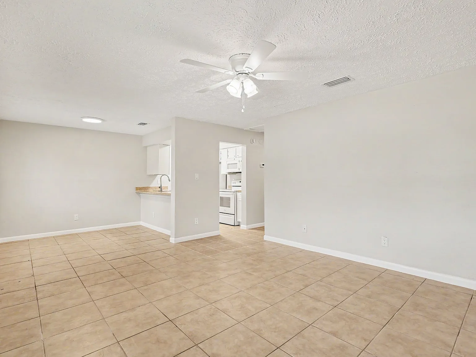 1602 South Street - 1580 — Photo 1