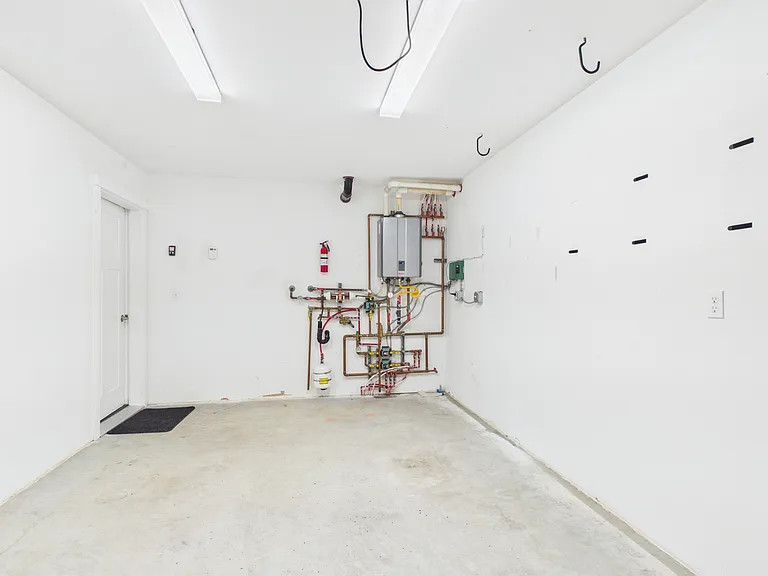 330 Park Way #B — Photo 11