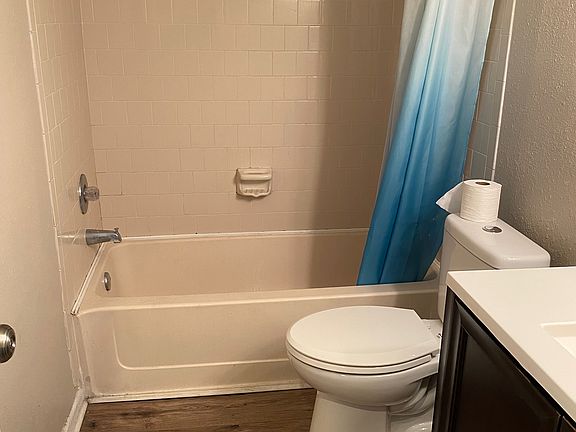 4th image of 8601 Carroll Oaks Dr