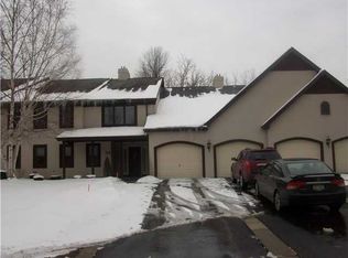 686 Northridge Dr, Lewiston, NY 14092