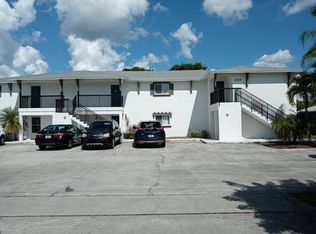 1025 SE 12th St, Cape Coral, FL 33990